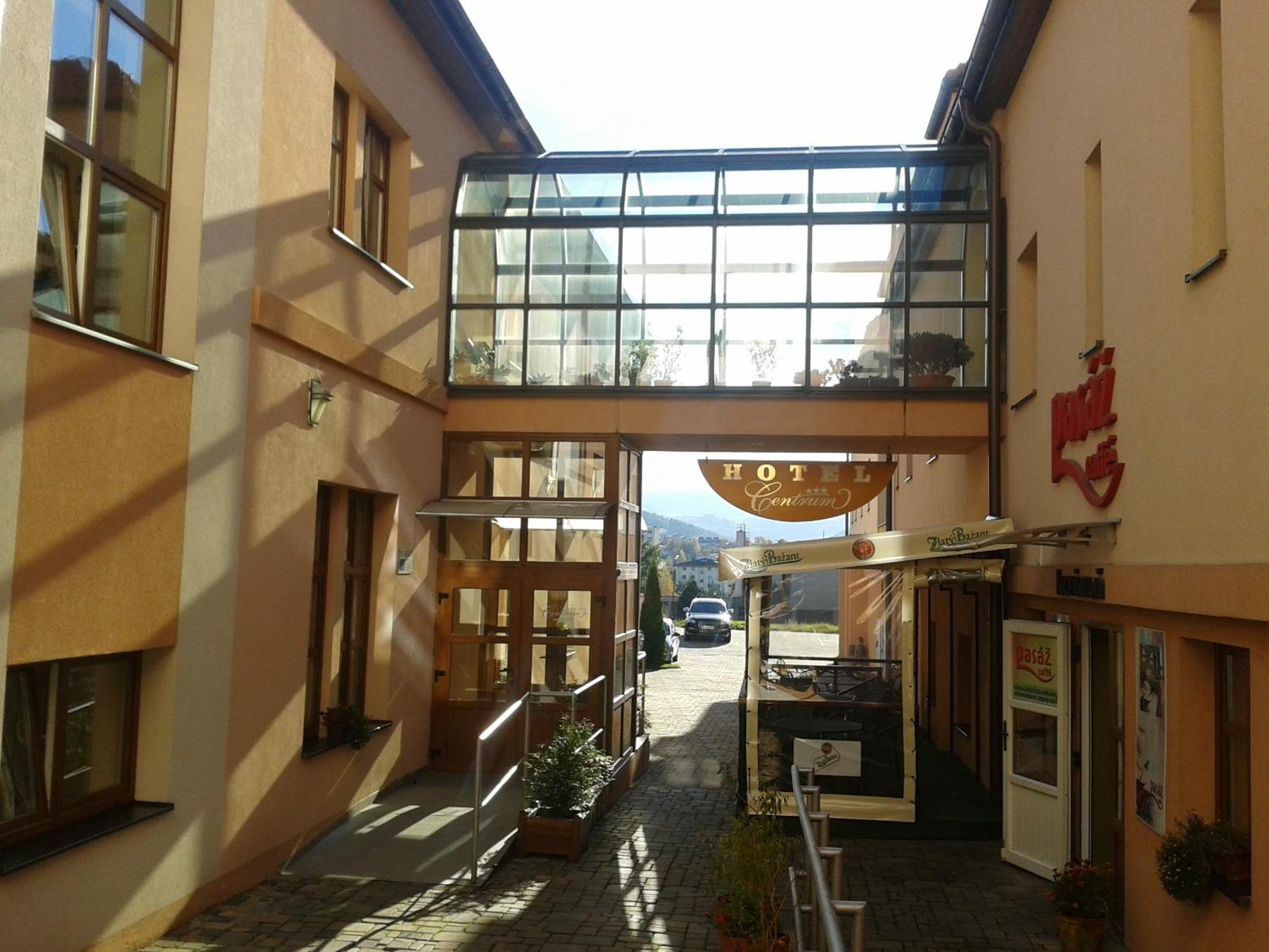 Parkhotel Centrum Spišská Nová Ves Eksteriør bilde